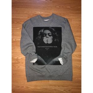 BEYONCÉ Formation Tour Sweatshirt